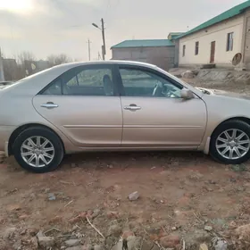 Toyota Camry 2004