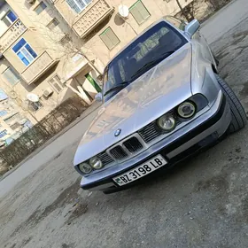 BMW 525 1989