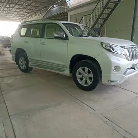 Toyota Land Cruiser Prado 2014