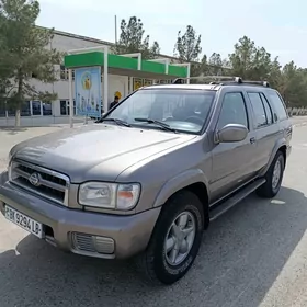 Nissan Pathfinder 2001