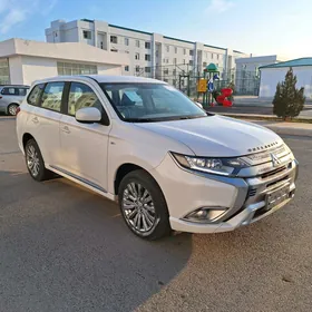 Mitsubishi Outlander 2022