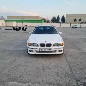 BMW E39 2002