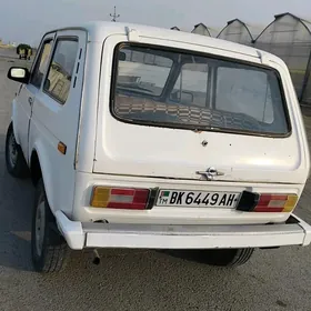 Lada Niva 1986