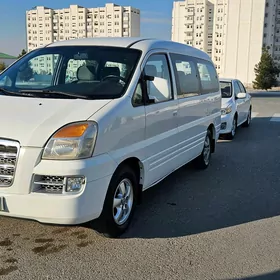 Hyundai H-1 2007