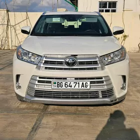 Toyota Highlander 2019