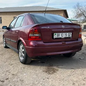 Opel Astra 2002