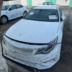 Kia Optima 2019