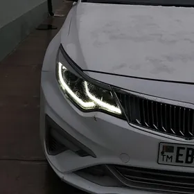 Kia Optima 2019