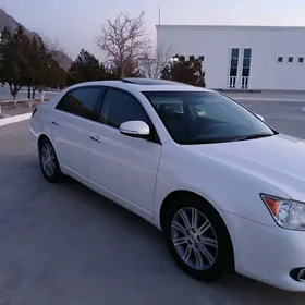 Toyota Avalon 2010