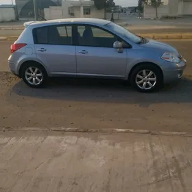 Nissan Versa 2010