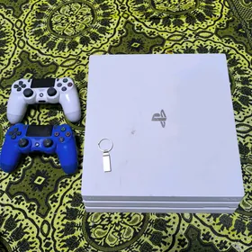 ️ Playstation 4 Pro 1 TB 9.00