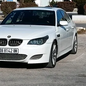 BMW E60 2003