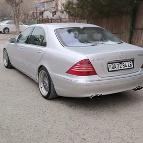 Mercedes-Benz S-Class 2000