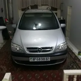 Opel Zafira 2004