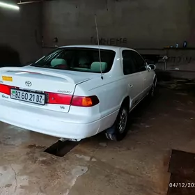 Toyota Camry 1999