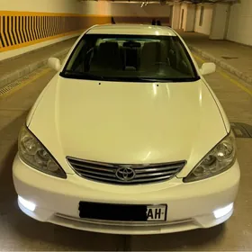 Toyota Camry 2004