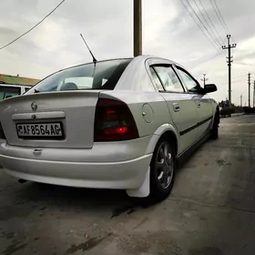 Opel Astra 2003