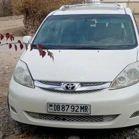 Toyota Sienna 2009