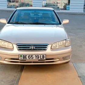 Toyota Camry 2001