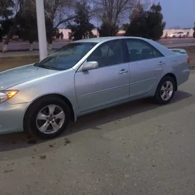 Toyota Camry 2005