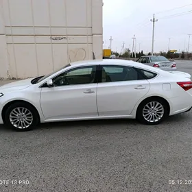 Toyota Avalon 2016