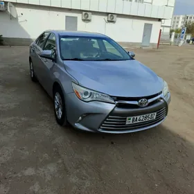 Toyota Camry 2016