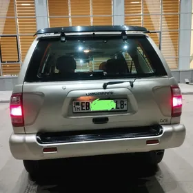 Nissan Pathfinder 2002