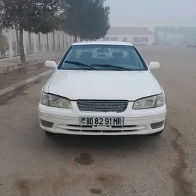 Toyota Camry 1997