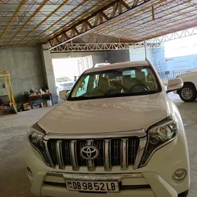 Toyota Land Cruiser Prado 2015