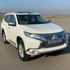 Mitsubishi Montero Sport 2019