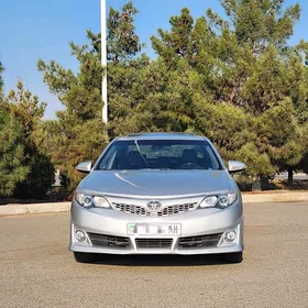 Toyota Camry 2013