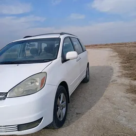 Toyota Sienna 2005