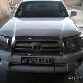 Toyota Tacoma 2010