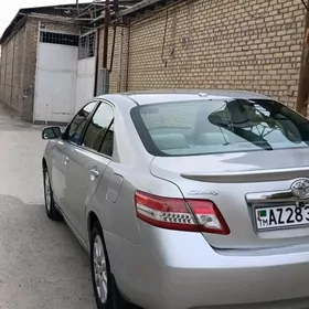 Toyota Camry 2010