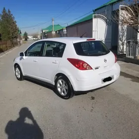 Nissan Versa 2009