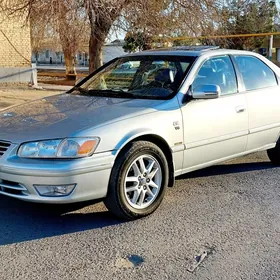 Toyota Camry 2001