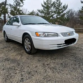 Toyota Camry 1998