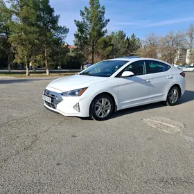 Hyundai Elantra 2019