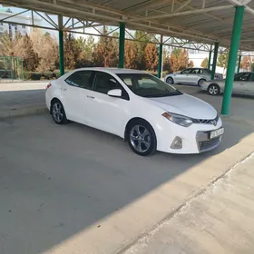 Toyota Corolla 2015