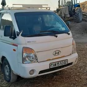 Hyundai H100 2008