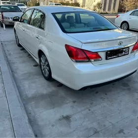 Toyota Avalon 2011