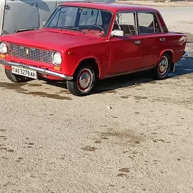 Lada 2104 1986