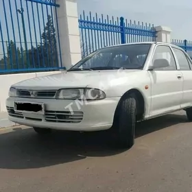 Mitsubishi Lancer 1995