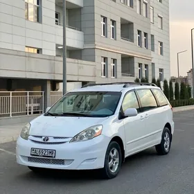 Toyota Sienna 2006