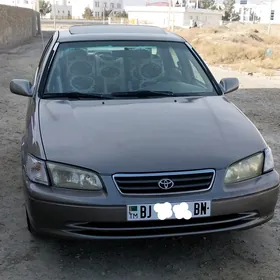 Toyota Camry 1998