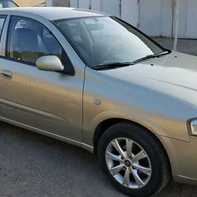 Nissan Sunny 2009