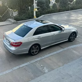 Mercedes-Benz E350 2010