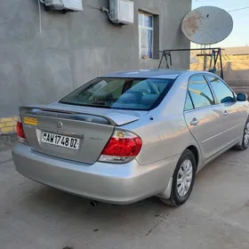 Toyota Camry 2005