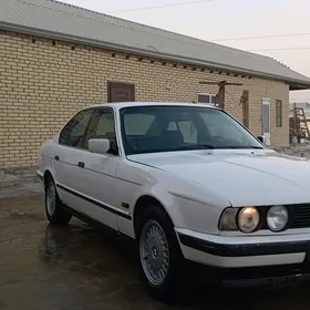 BMW 525 1990