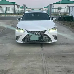 Lexus ES 350 2019